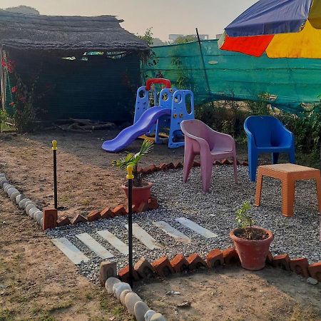 Corbett Veda Inn Ramnagar  Luaran gambar