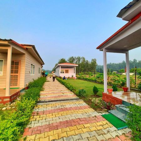 Corbett Veda Inn Ramnagar  Luaran gambar