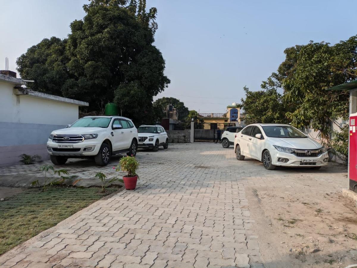 Corbett Veda Inn Ramnagar  Luaran gambar