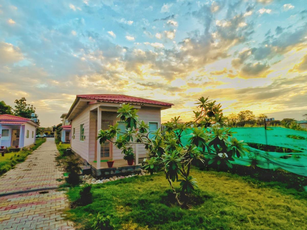Corbett Veda Inn Ramnagar  Luaran gambar