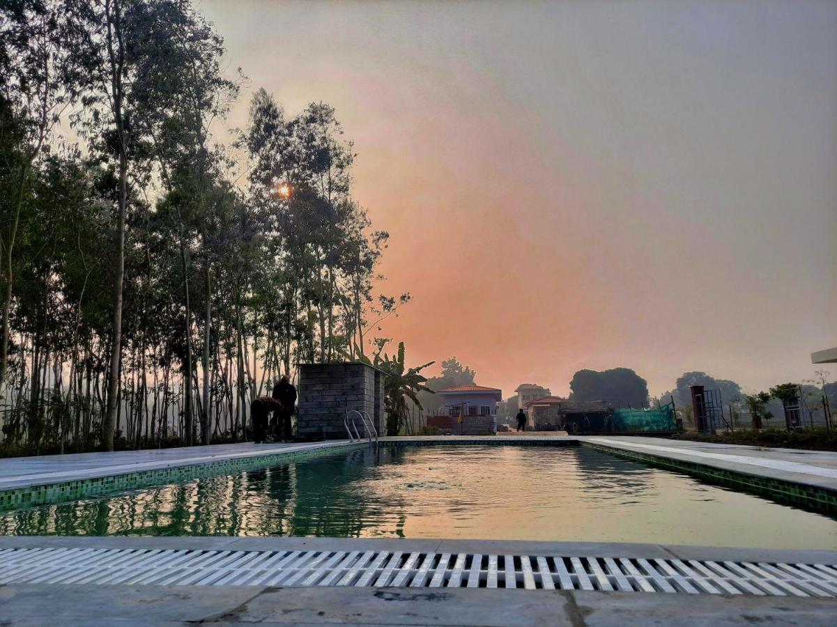 Corbett Veda Inn Ramnagar  Luaran gambar
